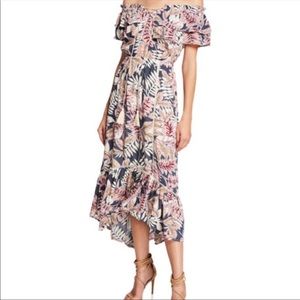 Lost + Wander Off-Shoulder Ruffle Midi Dress Size Small